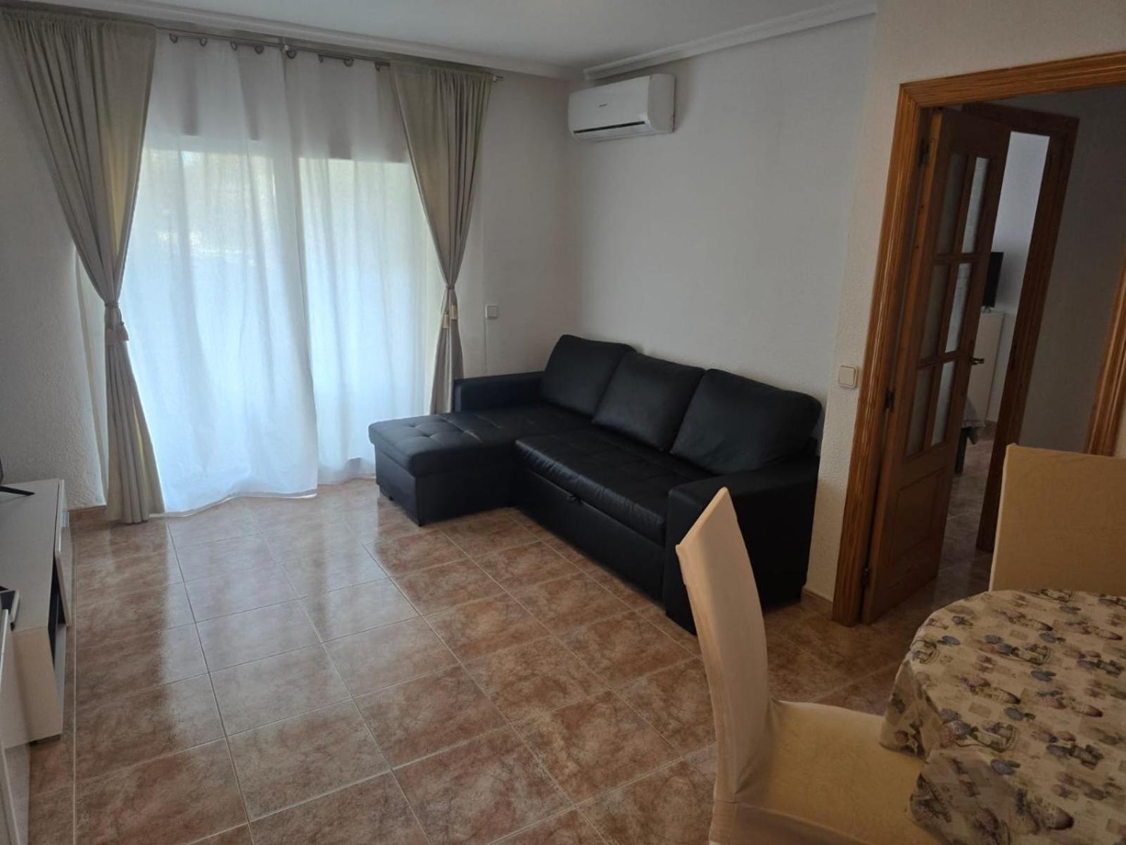 Beautiful 2 Bedroom In Parque Loix 3 Minutes Walk To The *